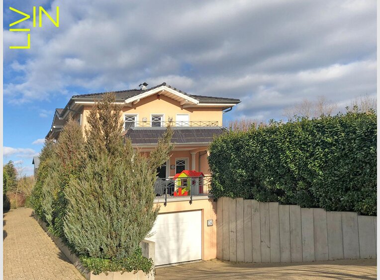 Maison à louer 6 Chambres à Bertrange (LU) - Réf. 7117171