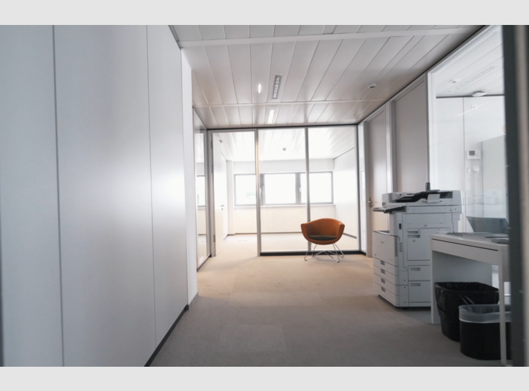 Bureau à louer à Contern (LU) - Réf. 6622851