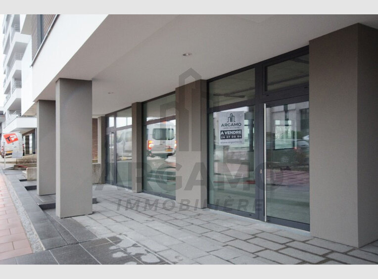 Bureau à vendre à Bertrange - Réf. 7161747