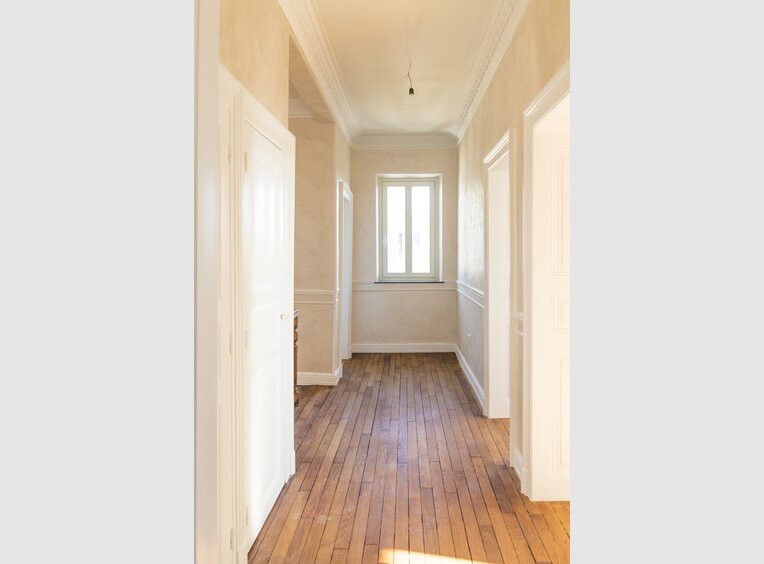 Townhouse for rent 12 bedrooms in Luxembourg (LU) - Ref. 6682515