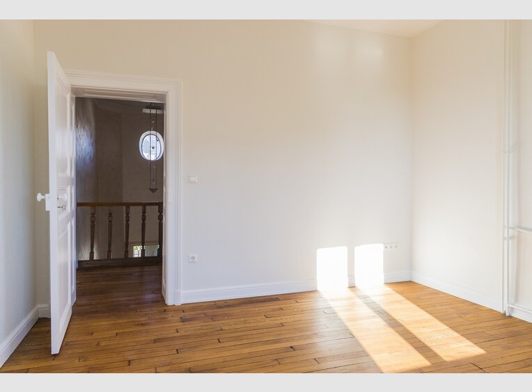 Townhouse for rent 12 bedrooms in Luxembourg (LU) - Ref. 6682515