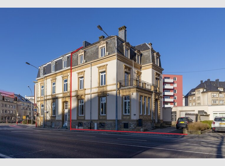 Townhouse for rent 12 bedrooms in Luxembourg (LU) - Ref. 6682515