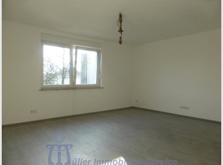 Appartement à louer 5 Pièces à Homburg (DE) - Réf. 7215507