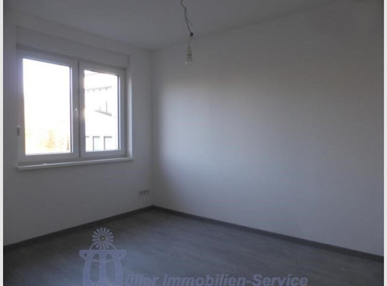 Appartement à louer 5 Pièces à Homburg (DE) - Réf. 7215507