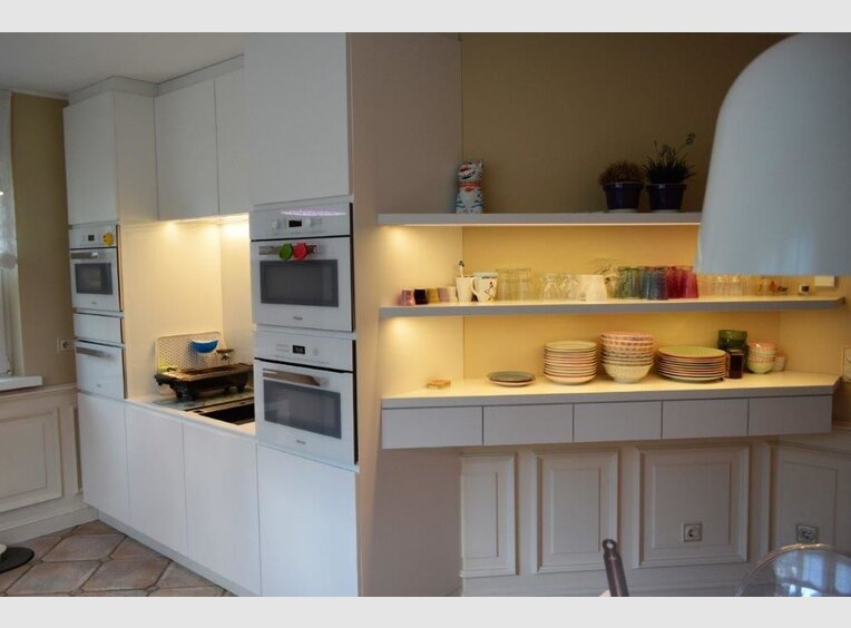 Villa for sale 4 bedrooms in Leudelange (LU) - Ref. 7015619