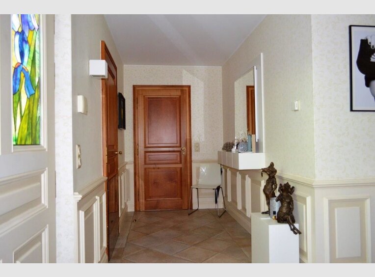 Villa for sale 4 bedrooms in Leudelange (LU) - Ref. 7015619