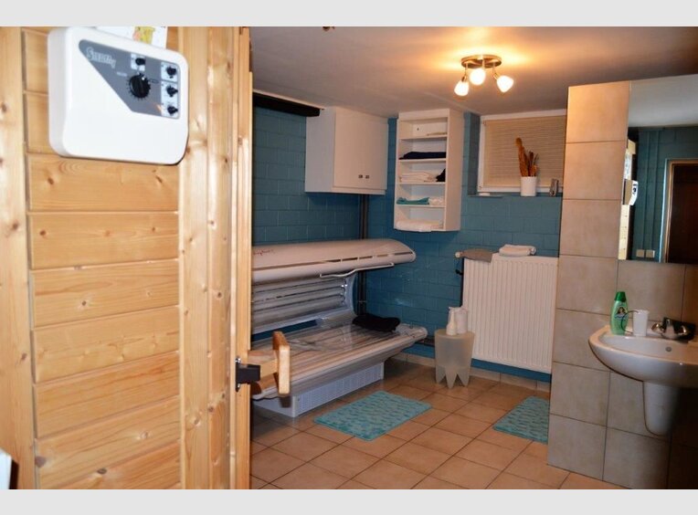Villa for sale 4 bedrooms in Leudelange (LU) - Ref. 7015619
