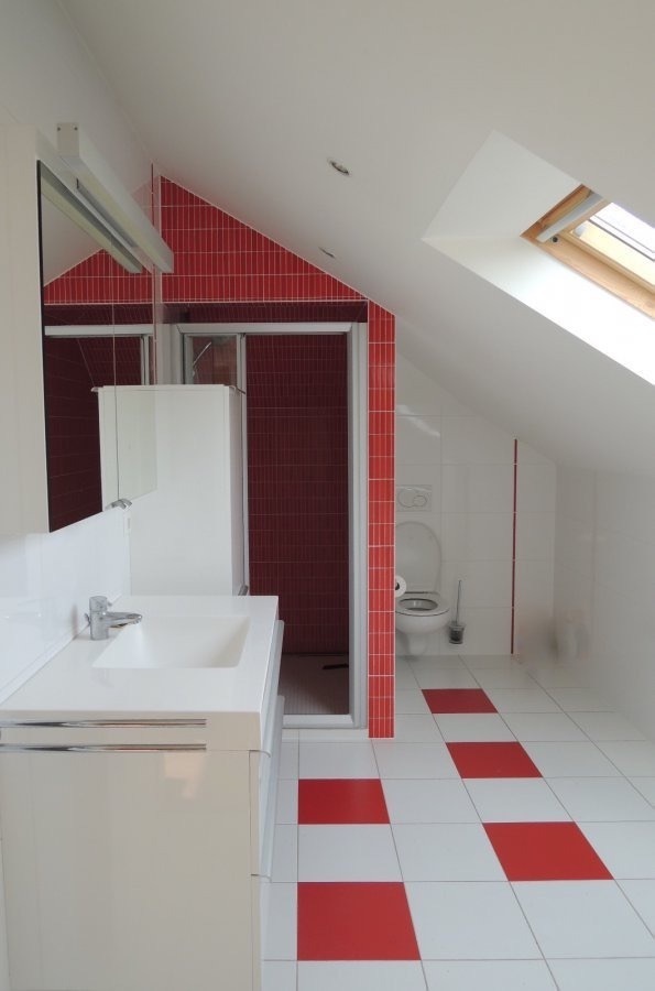 Maison individuelle à vendre 6 chambres à Dippach