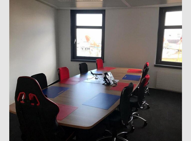 Bureau à louer à Senningerberg (LU) - Réf. 6687699