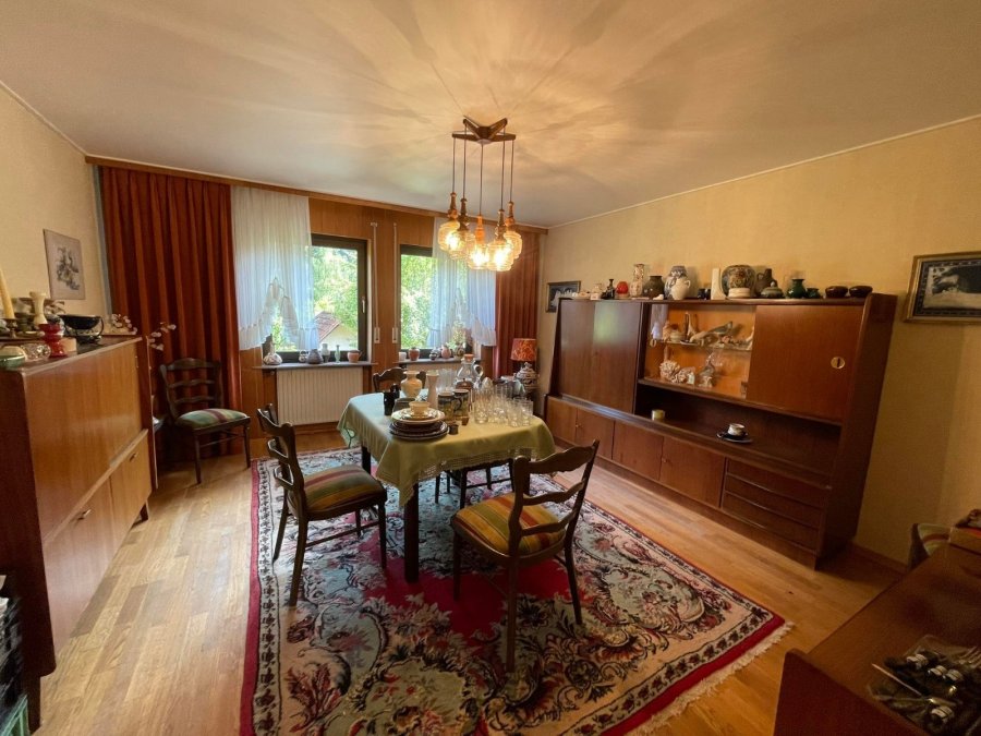 Haus zu verkaufen 5 Schlafzimmer in Mettlach-Mettlach