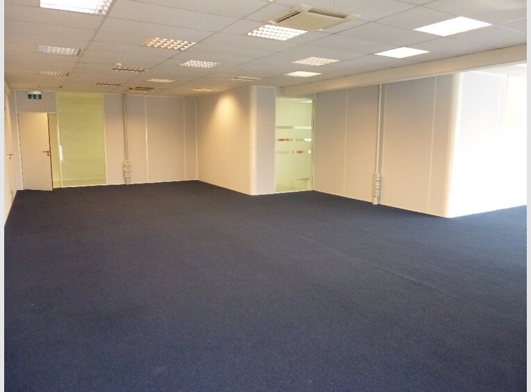 Bureau à louer à Contern (LU) - Réf. 3030243