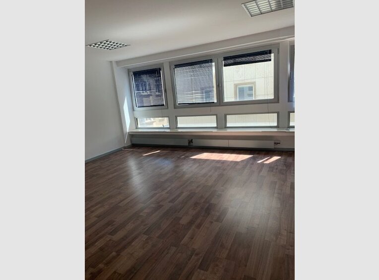 Bureau à vendre à Luxembourg-Centre ville - Réf. 6770724