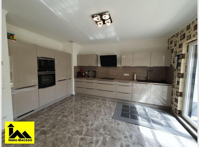 Maison jumelée à vendre 5 Chambres à Schieren (LU) - Réf. 6821668