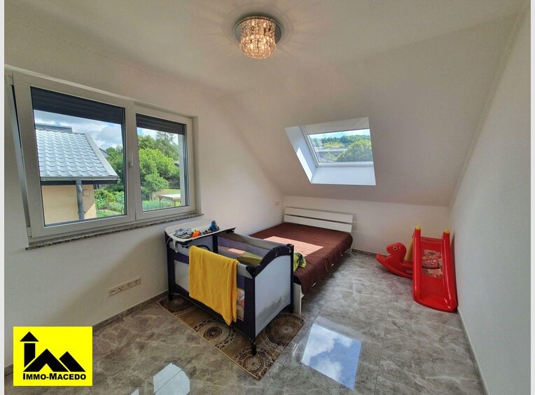 Maison jumelée à vendre 5 Chambres à Schieren (LU) - Réf. 6821668