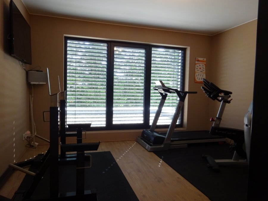 Villa zu verkaufen 5 Schlafzimmer in Eschdorf