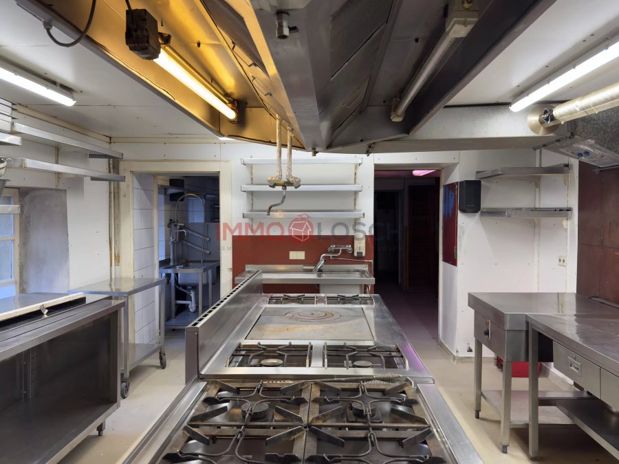 Immeuble de rapport à louer 4 chambres à Mamer