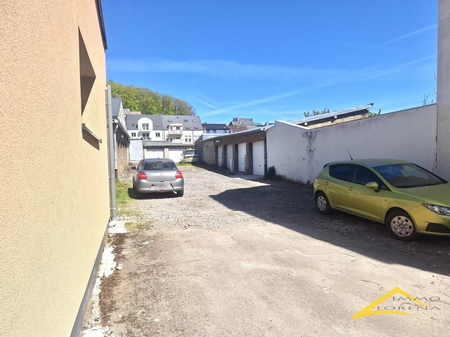 Maison mitoyenne à vendre 4 chambres à Niederkorn