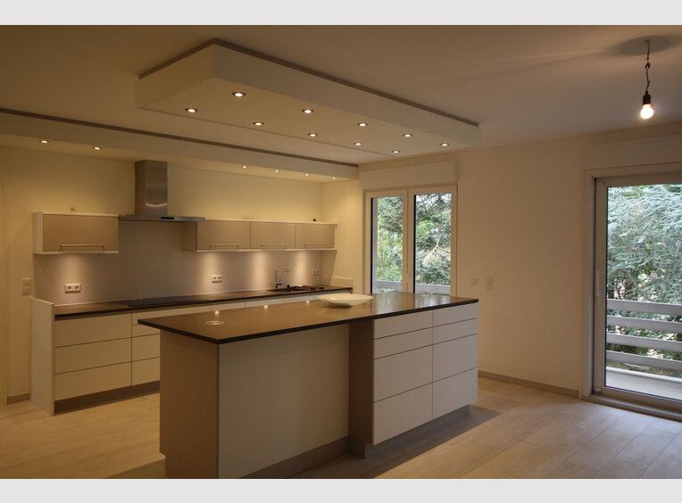 Detached house for rent 5 bedrooms in Luxembourg (LU) - Ref. 6994260
