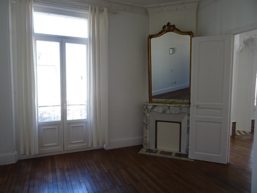 Appartement à louer F5 à Nancy-Poincaré - Foch - Anatole France - Croix de Bourgogne