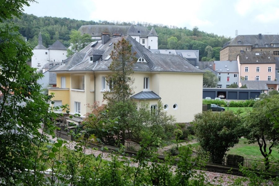 Maison jumelée à vendre 7 chambres à Clervaux