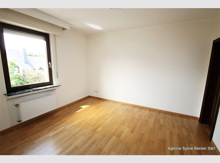 Doppelhaushälfte zur Miete 6 Zimmer in Luxembourg (LU) - Ref. 6992068