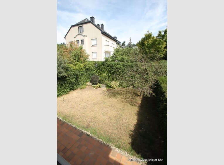 Doppelhaushälfte zur Miete 6 Zimmer in Luxembourg (LU) - Ref. 6992068