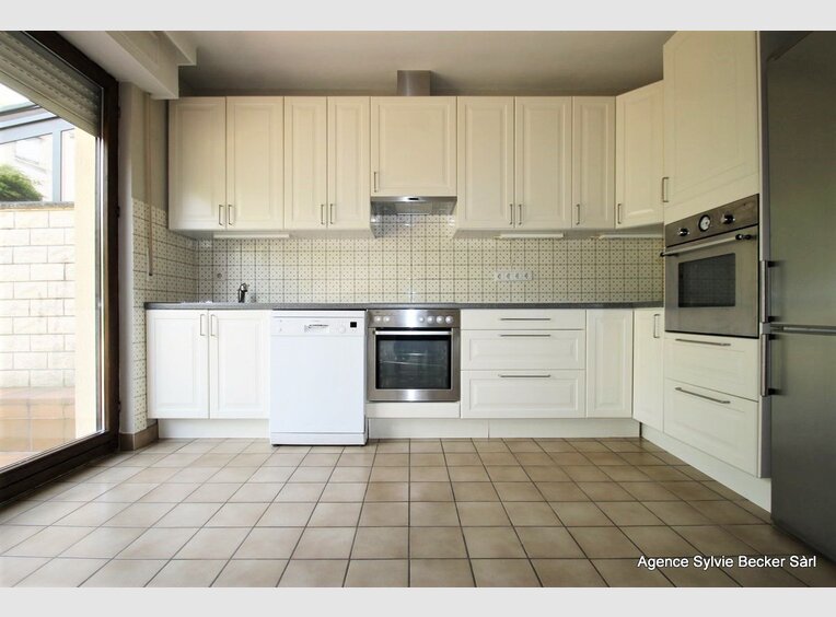 Doppelhaushälfte zur Miete 6 Zimmer in Luxembourg (LU) - Ref. 6992068