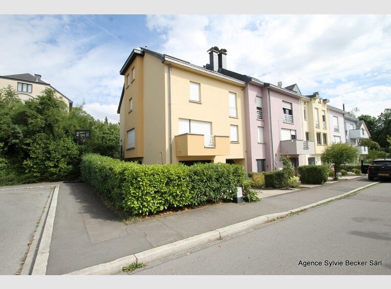 Doppelhaushälfte zur Miete 6 Zimmer in Luxembourg (LU) - Ref. 6992068