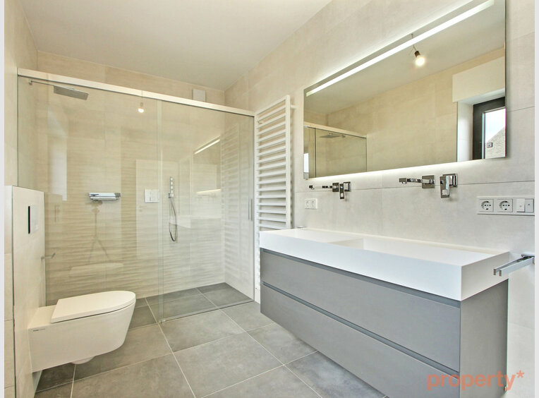 House for sale 6 bedrooms in Luxembourg (LU) - Ref. 6989012
