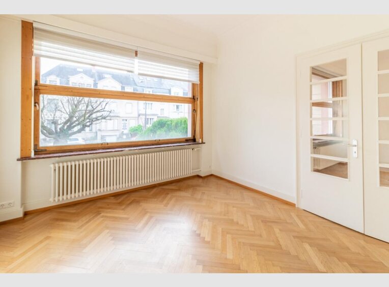 Haus zur Miete 8 Zimmer in Luxembourg (LU) - Ref. 6737380