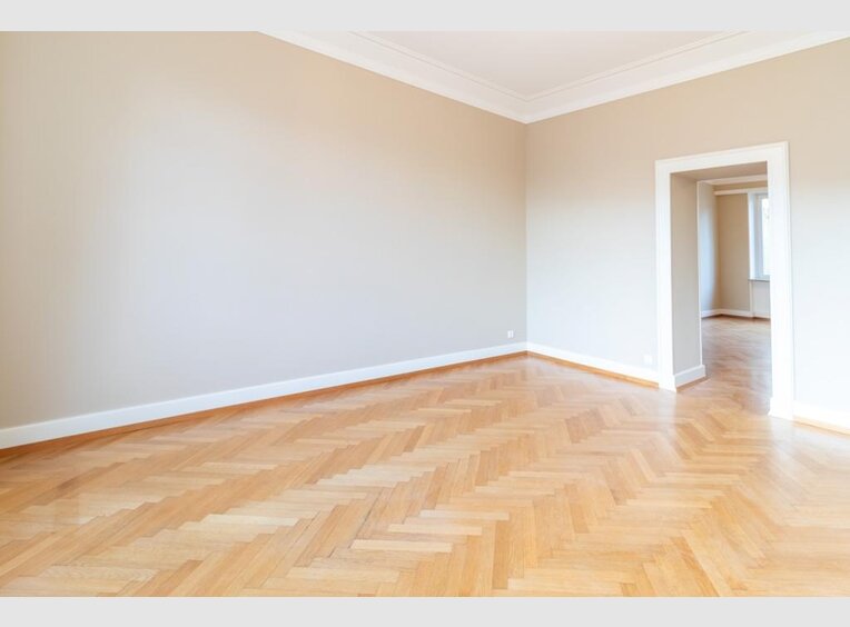 Haus zur Miete 8 Zimmer in Luxembourg (LU) - Ref. 6737380