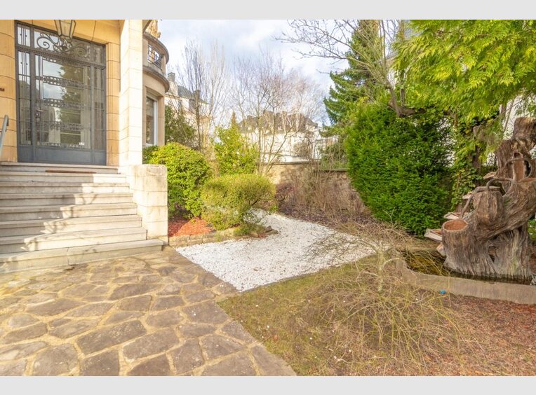 Haus zur Miete 8 Zimmer in Luxembourg (LU) - Ref. 6737380