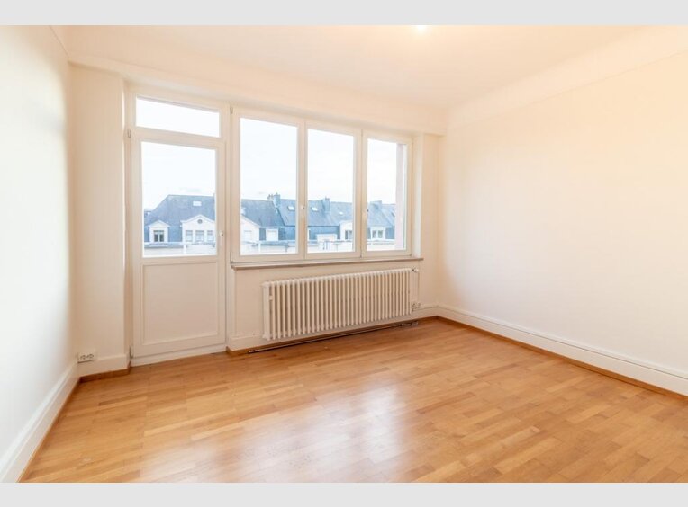 Haus zur Miete 8 Zimmer in Luxembourg (LU) - Ref. 6737380