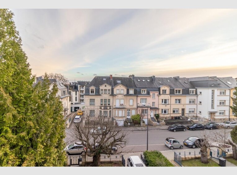 Haus zur Miete 8 Zimmer in Luxembourg (LU) - Ref. 6737380