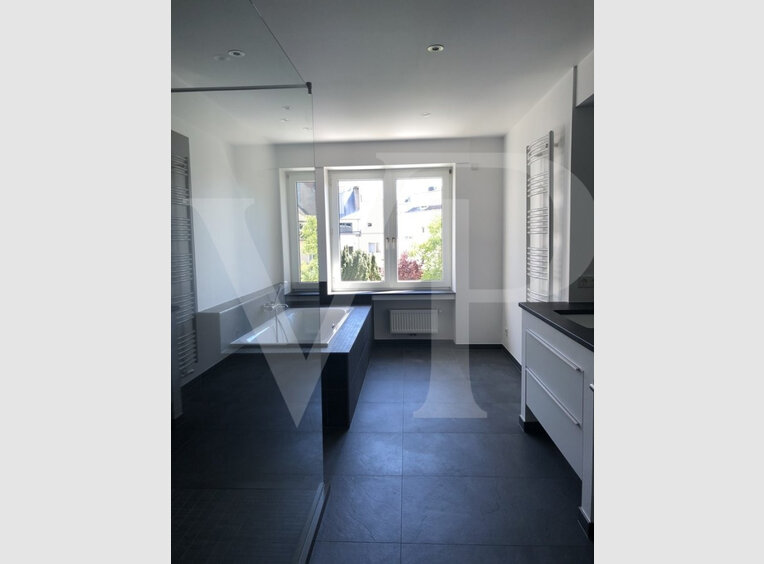 House for rent 5 bedrooms in Luxembourg (LU) - Ref. 6654725