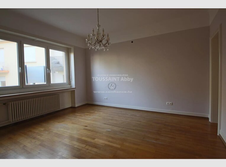 Haus zur Miete 5 Zimmer in Luxembourg (LU) - Ref. 6902037