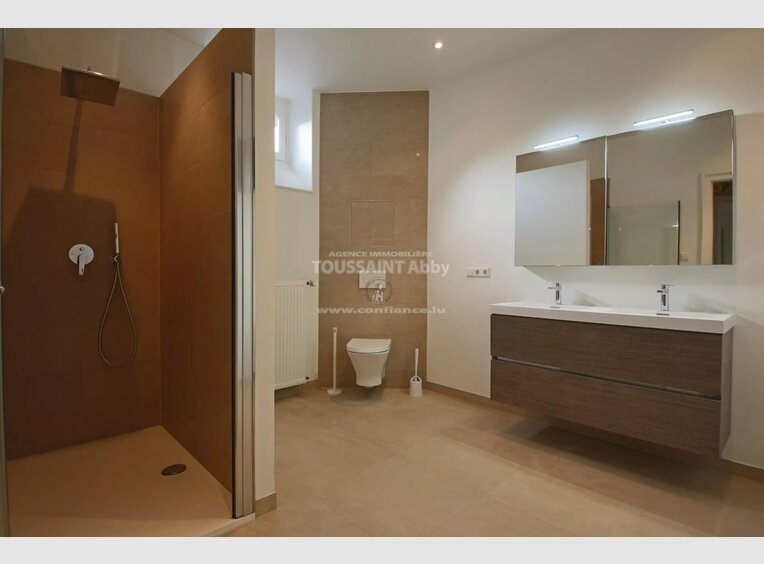 Haus zur Miete 5 Zimmer in Luxembourg (LU) - Ref. 6902037