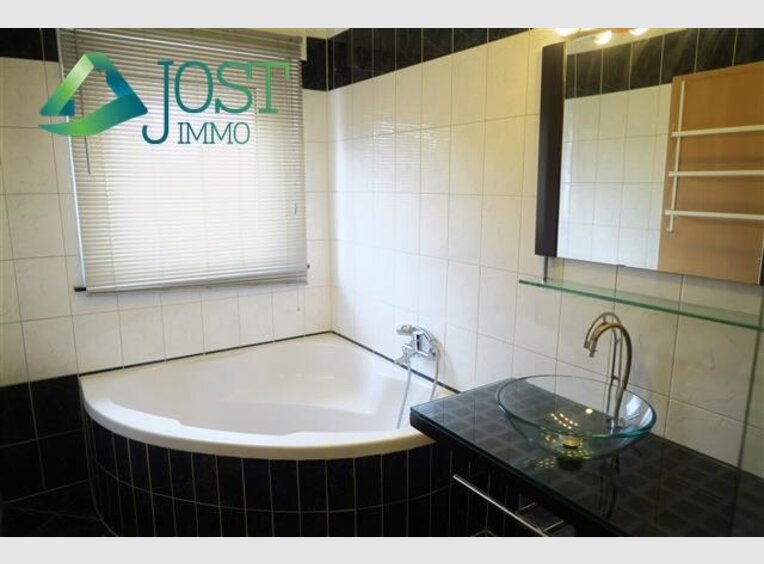 Maison à vendre 2 Chambres à Differdange (LU) - Réf. 6568725