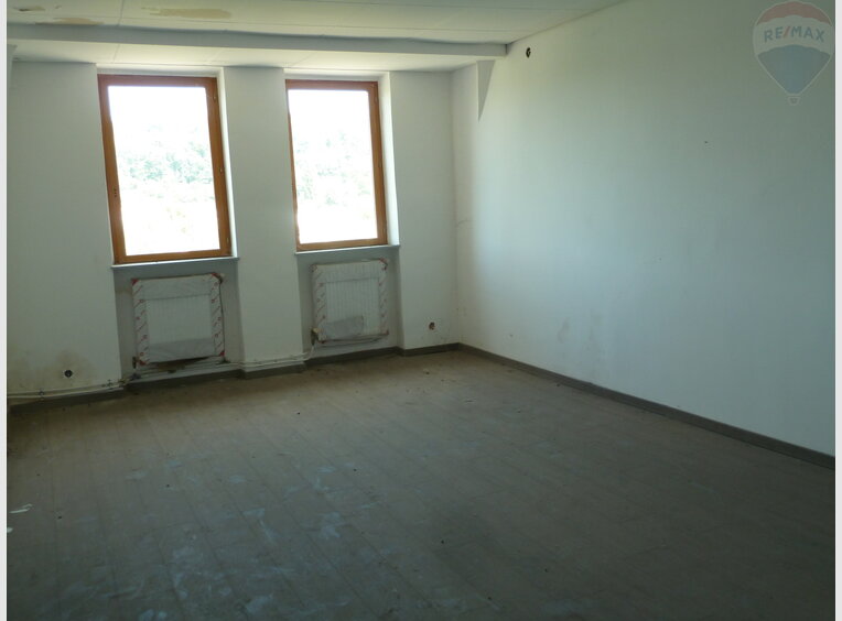 Immeuble de rapport à vendre 16 Pièces à Völklingen (DE) - Réf. 6888725