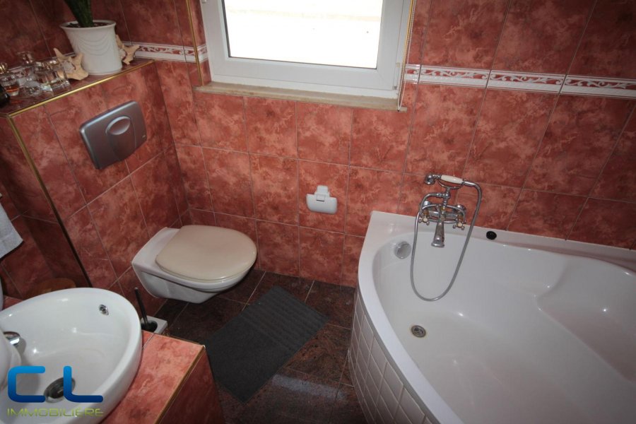 Terraced to sell 4 bedrooms in Differdange