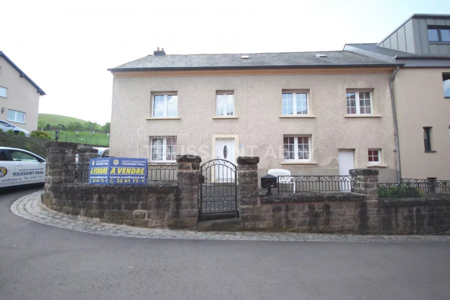 Maison à vendre 4 chambres à Gilsdorf