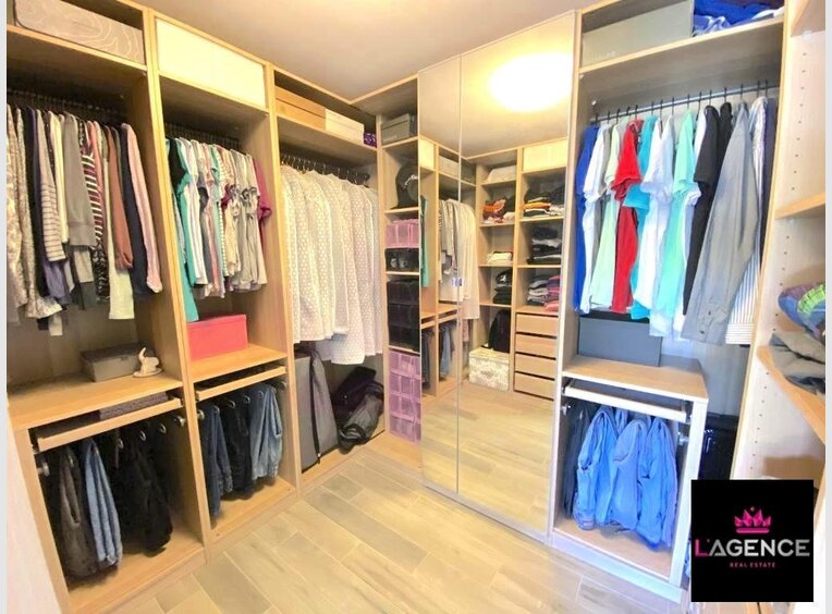 Appartement à vendre 3 Chambres à Schieren (LU) - Réf. 6801717