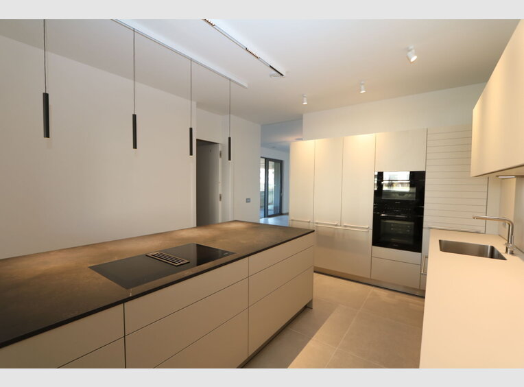 Apartment for rent 4 bedrooms in Luxembourg (LU) - Ref. 6675253