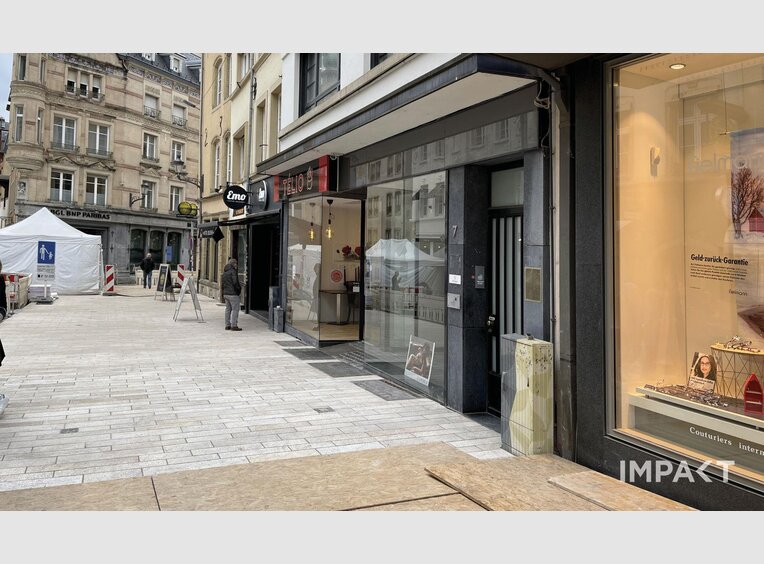 Local commercial à louer à Luxembourg (LU) - Réf. 7137861