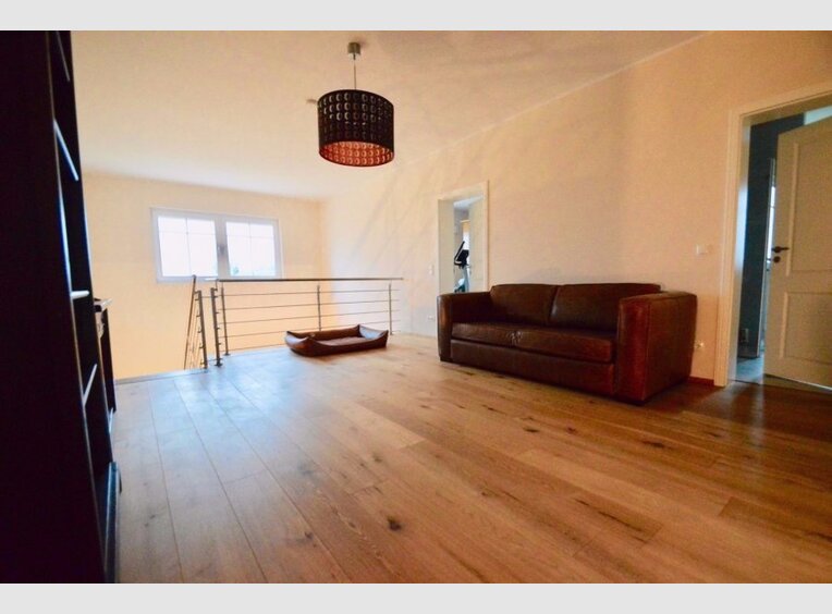 Villa zum Kauf 9 Zimmer in Wincheringen (DE) - Ref. 6214997