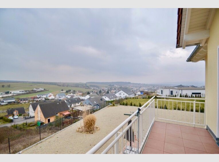 Villa zum Kauf 9 Zimmer in Wincheringen (DE) - Ref. 6214997