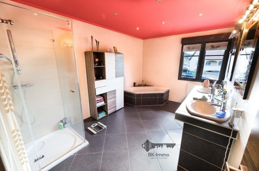 Maison individuelle à vendre 5 chambres à Lamadelaine