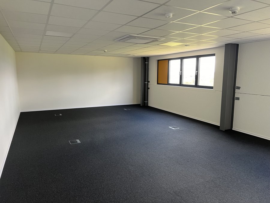 Entrepôt à louer à Sprinkange