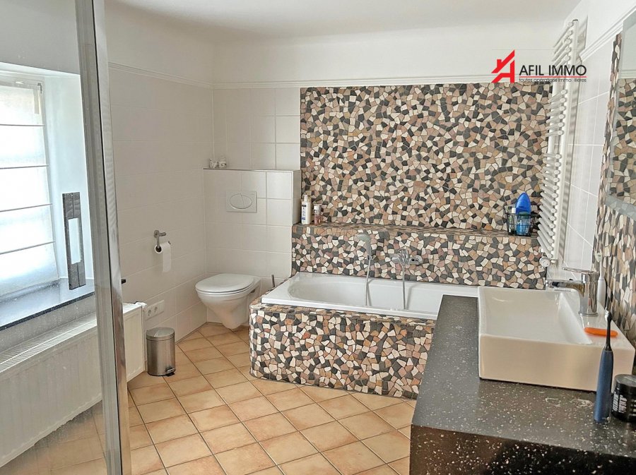 Maison à vendre 5 chambres à Hautcharage