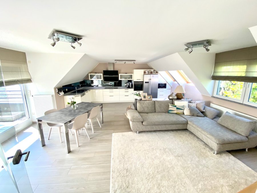 Penthouse à vendre 2 chambres à Luxembourg-Hamm